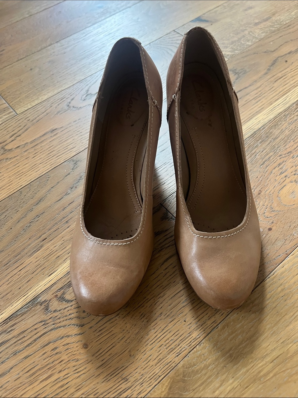 Clarks Women’s Brown Leather Heel Pumps